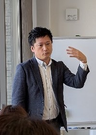 ようこそ～角先生🦷